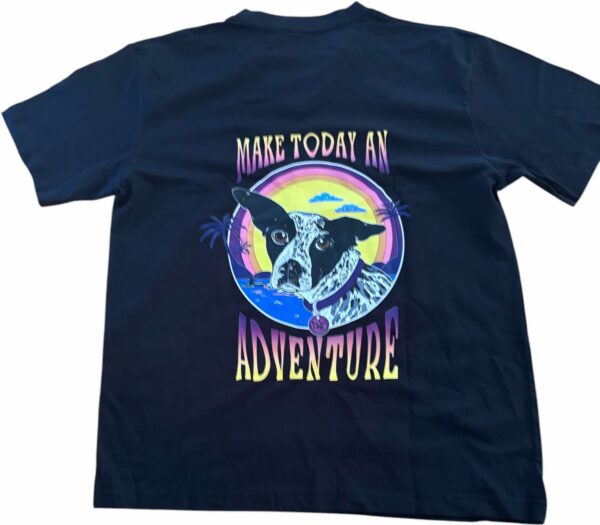 Adventure series – Black (V Neck):