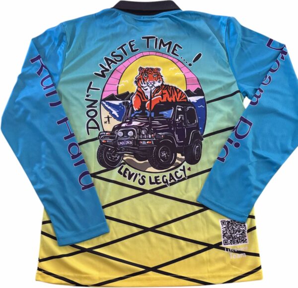🎯 Make a Bold Statement with the "Unotiger" Fishing Shirt! 🐯🌊